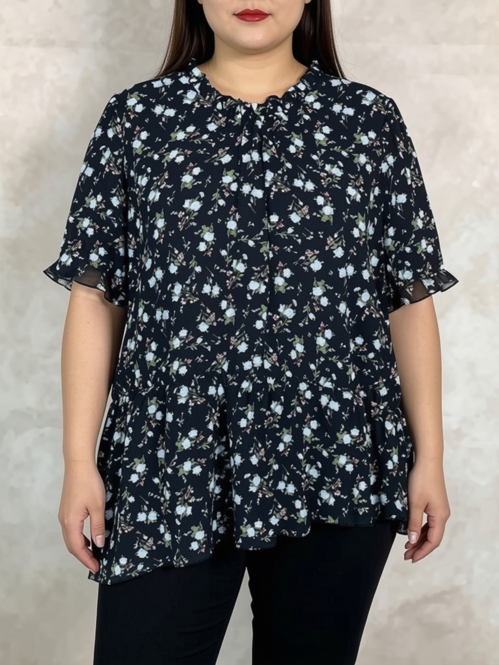 Lea & Viola Women's Plus Size Asymmetrical Floral Top NWT 1X